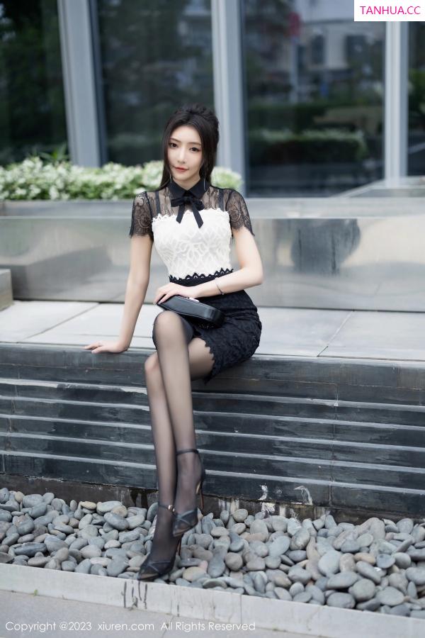 王馨瑶  [XiuRen]高清写真图 2023.05.06 No.6691 王馨瑶yanni 黑丝美腿第5张图片